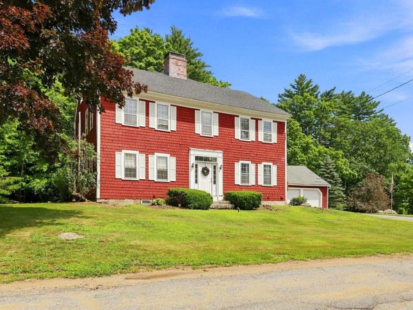 12 Nottingham Road, Deerfield, NH 03037