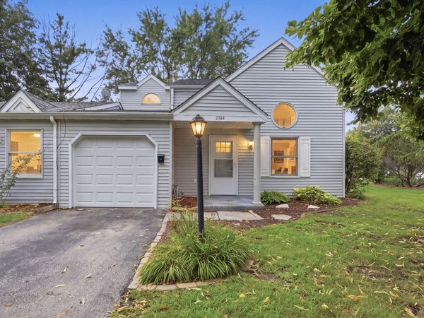 2384 Linden Drive , Woodstock, IL 60098