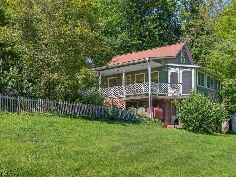 8844 Union Ridge Road , Rogers, OH 44455 Photo 2