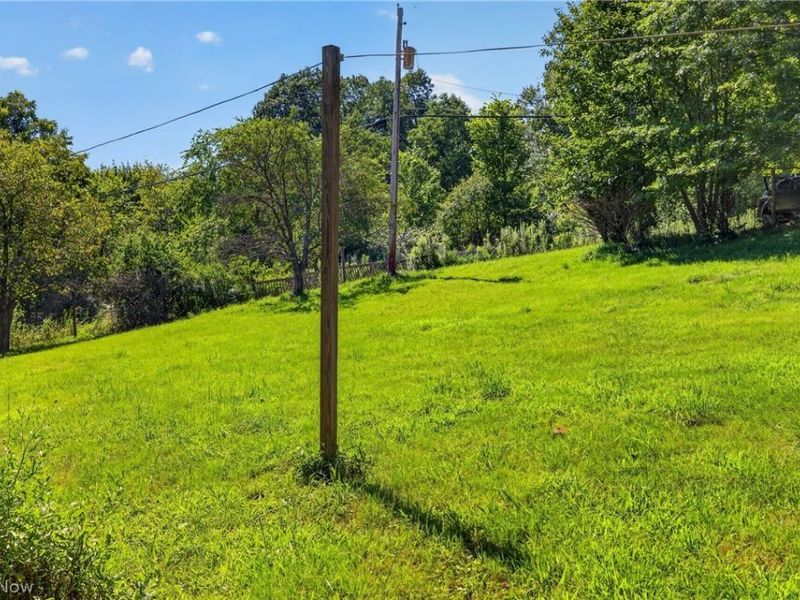 8844 Union Ridge Road , Rogers, OH 44455 Photo 8