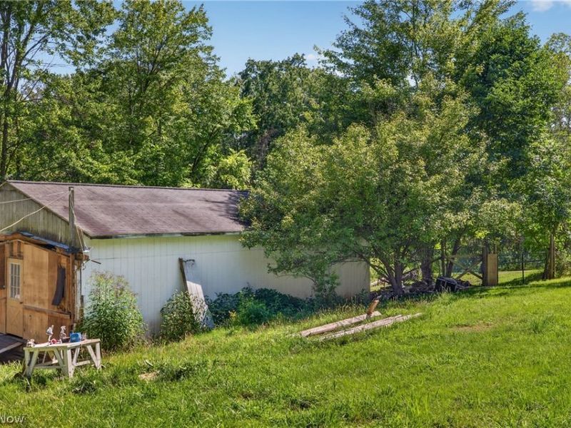8844 Union Ridge Road , Rogers, OH 44455 Photo 9