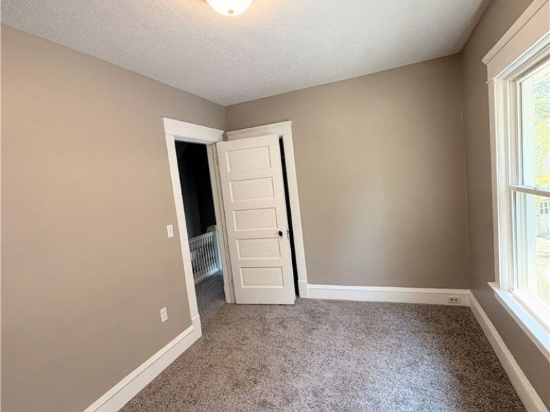 2049 West Boulevard, Cleveland, OH 44102 Photo 10