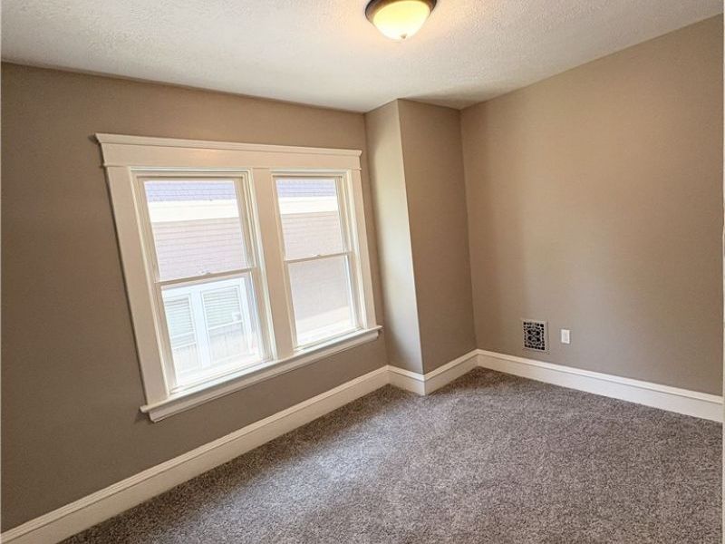 2049 West Boulevard, Cleveland, OH 44102 Photo 11
