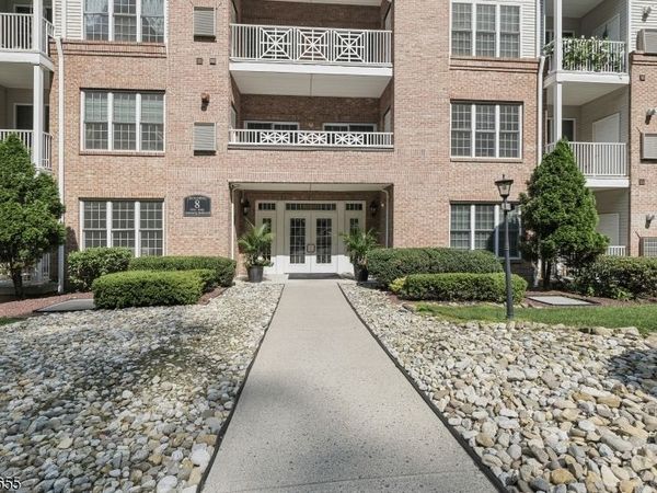 8301 Sanctuary Blvd, Riverdale, NJ 07457