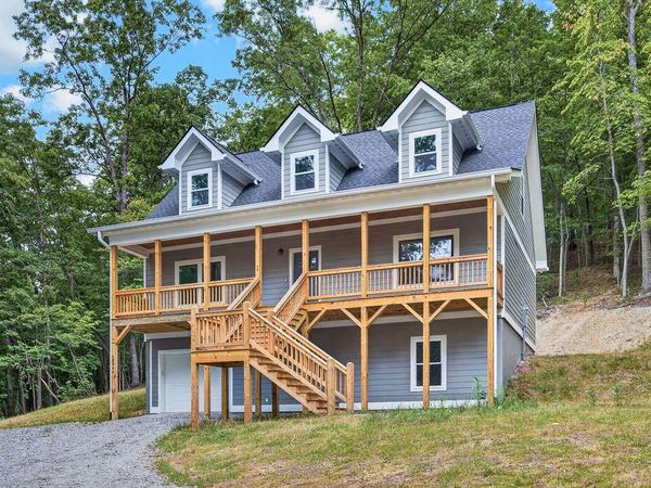4546 Lee Pike, Soddy Daisy, TN 37379