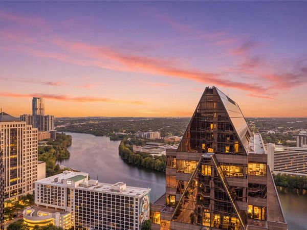 200 Congress Ave, Unit 28SW, Austin, TX 78701