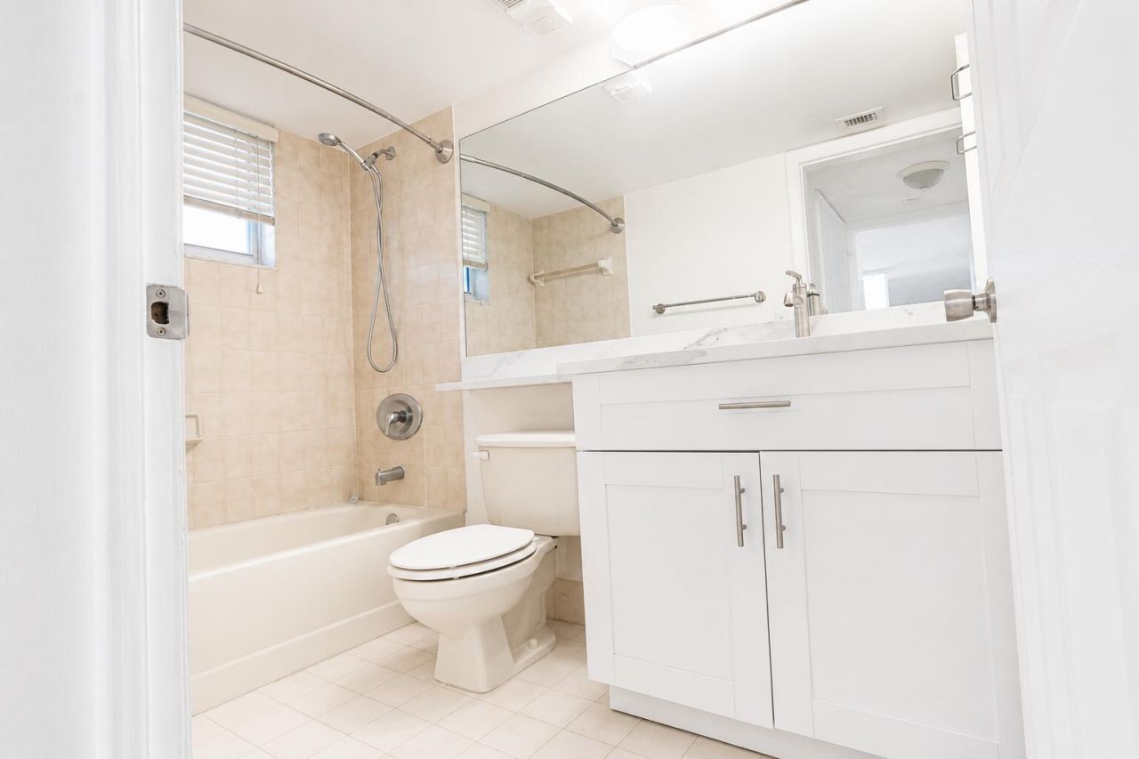 5910 Morningstar Circle, Unit #202, Delray Beach, FL 33484 Photo
