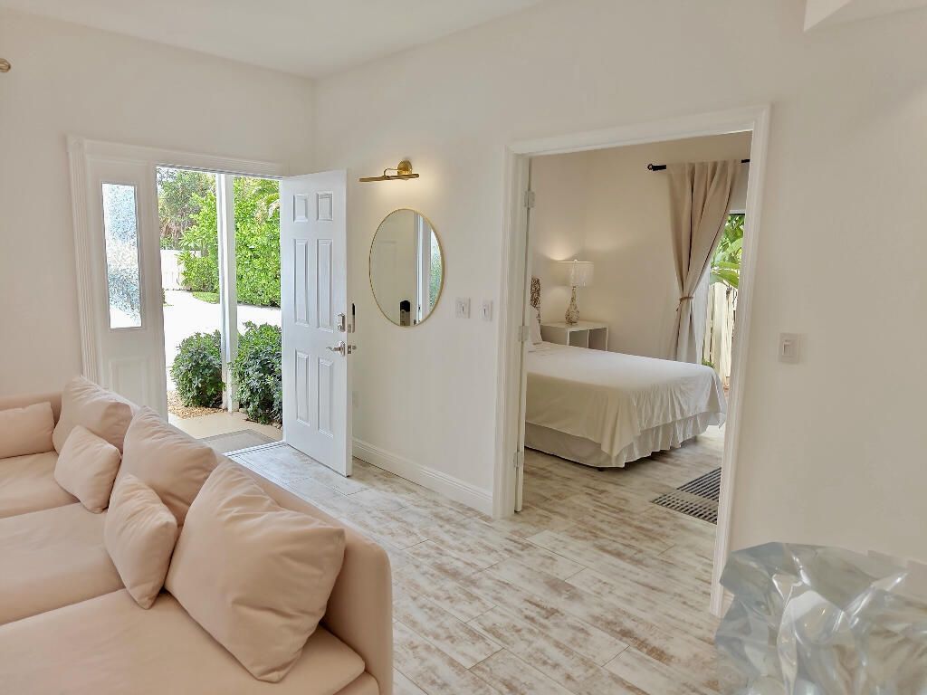 210 Bella Vista Court N, Unit 10, Jupiter, FL 33477 Photo