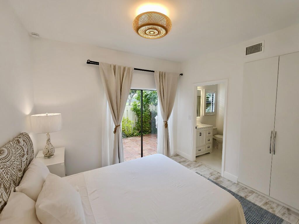 210 Bella Vista Court N, Unit 10, Jupiter, FL 33477 Photo