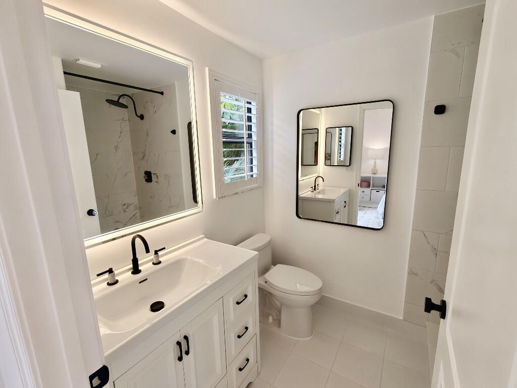 210 Bella Vista Court N, Unit 10, Jupiter, FL 33477 Photo