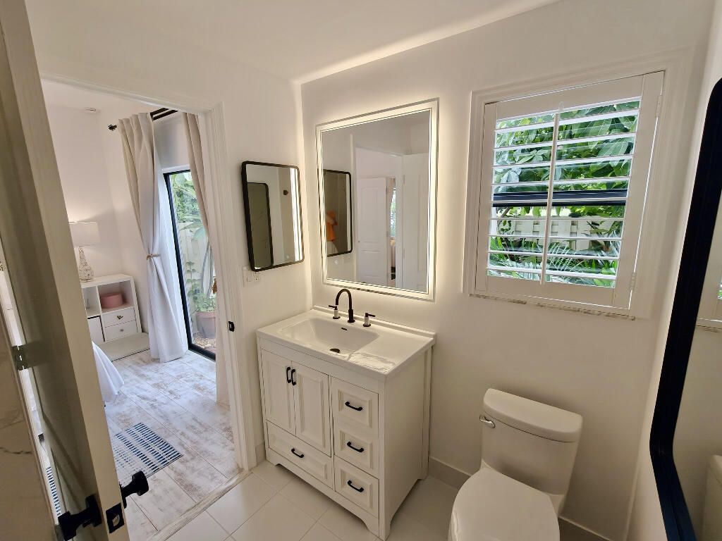 210 Bella Vista Court N, Unit 10, Jupiter, FL 33477 Photo