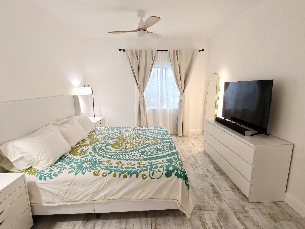 210 Bella Vista Court N, Unit 10, Jupiter, FL 33477 Photo