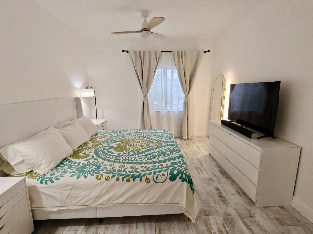 210 Bella Vista Court N, Unit 10, Jupiter, FL 33477 Photo