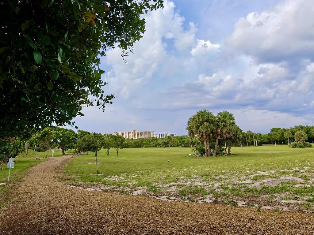 210 Bella Vista Court N, Unit 10, Jupiter, FL 33477 Photo