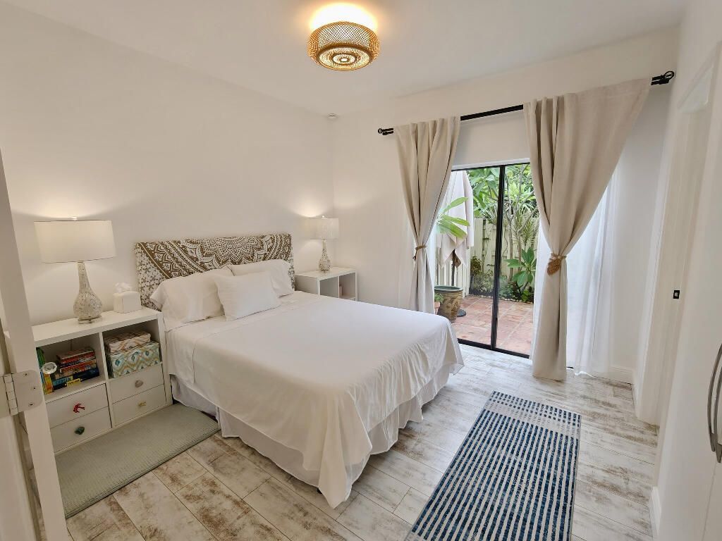 210 Bella Vista Court N, Unit 10, Jupiter, FL 33477 Photo