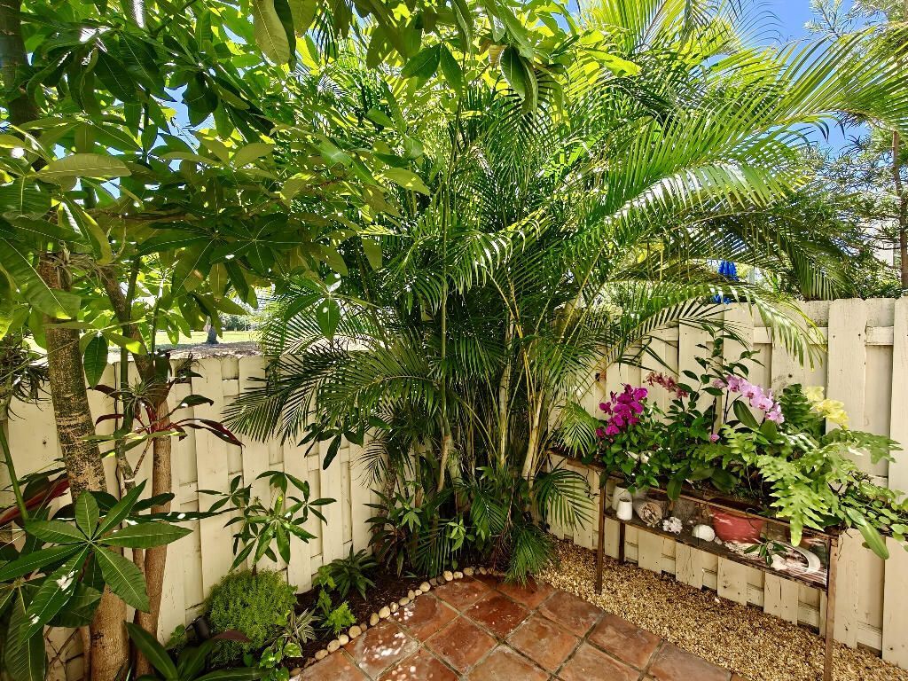 210 Bella Vista Court N, Unit 10, Jupiter, FL 33477 Photo