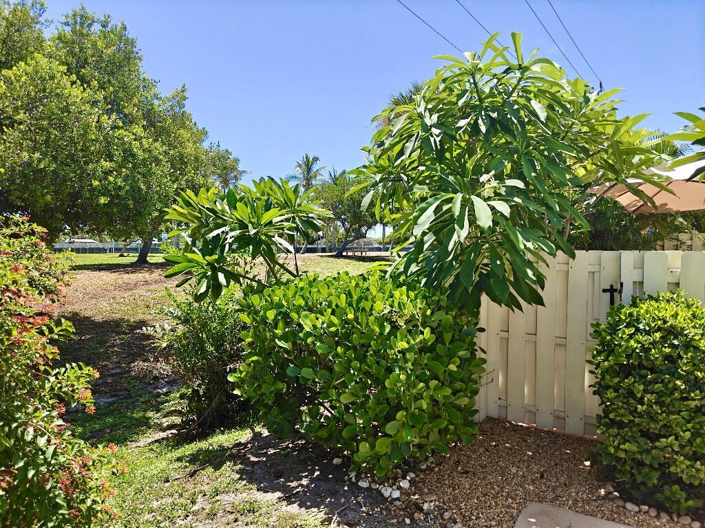 210 Bella Vista Court N, Unit 10, Jupiter, FL 33477 Photo