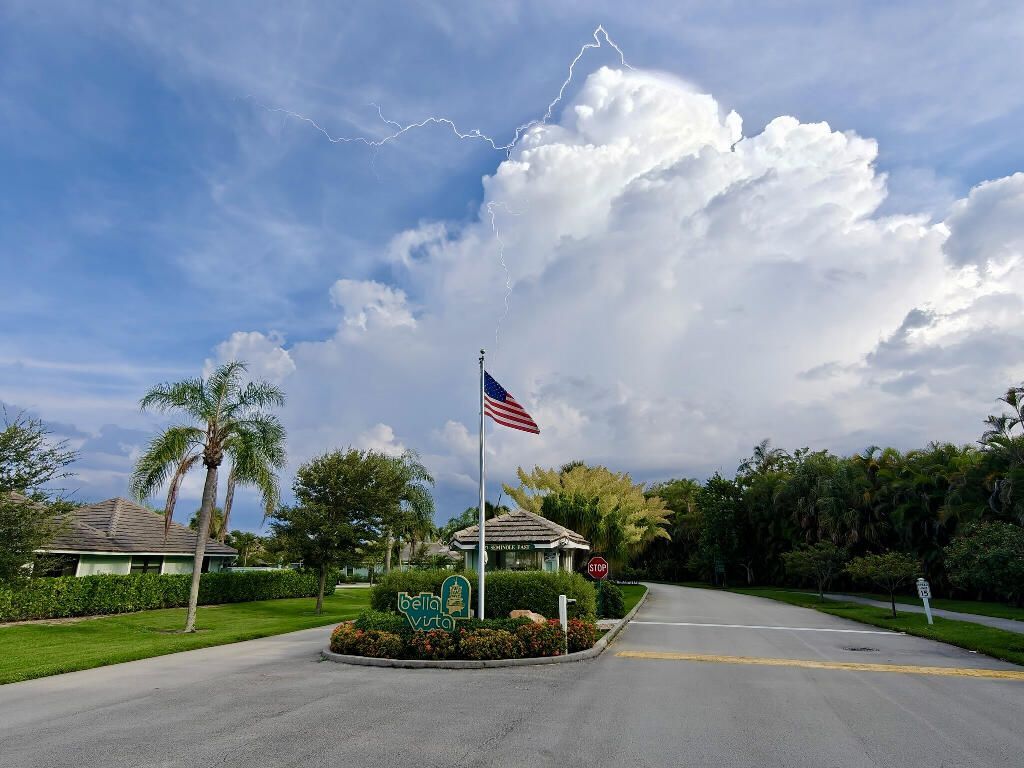 210 Bella Vista Court N, Unit 10, Jupiter, FL 33477 Photo