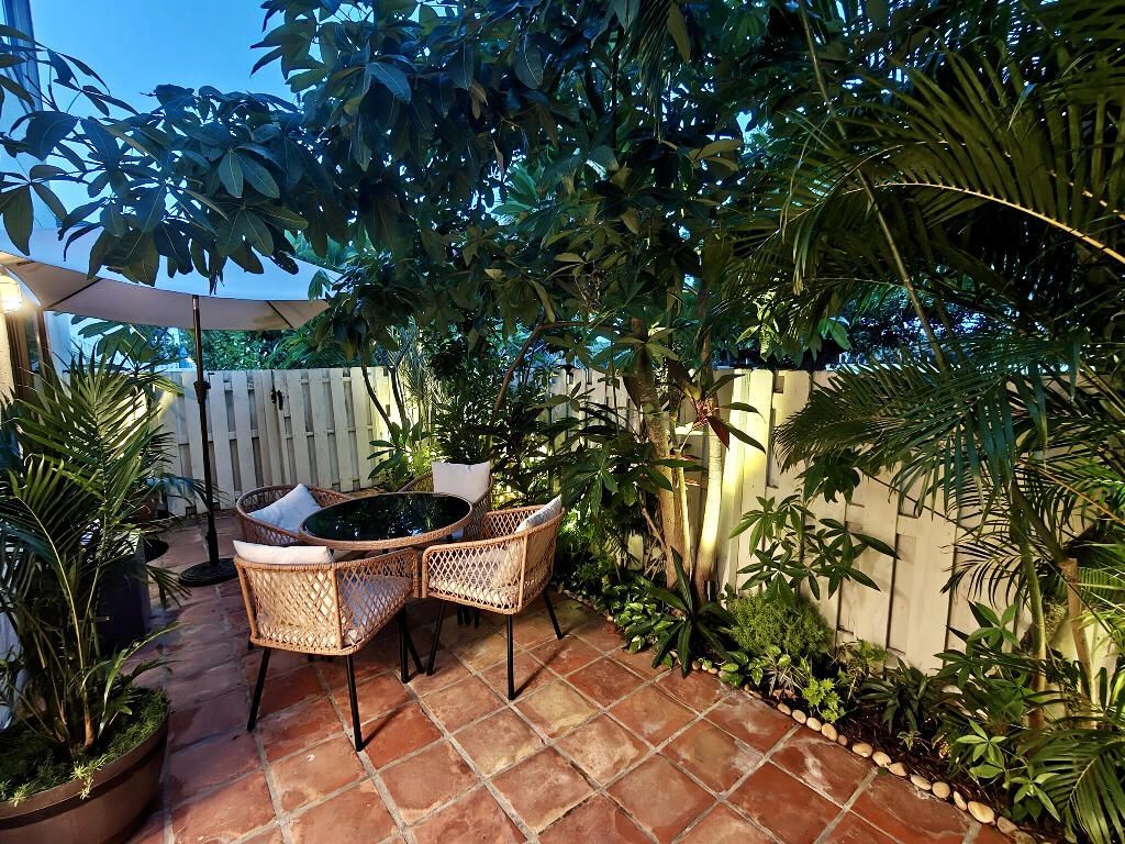 210 Bella Vista Court N, Unit 10, Jupiter, FL 33477 Photo