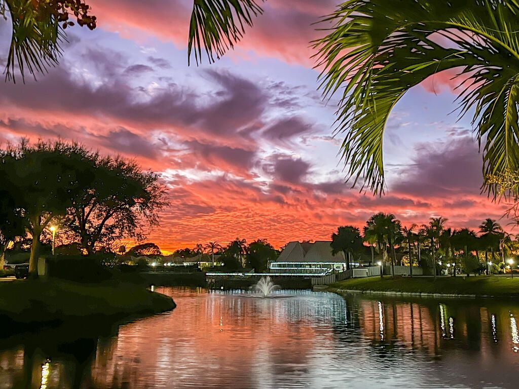 210 Bella Vista Court N, Unit 10, Jupiter, FL 33477 Photo