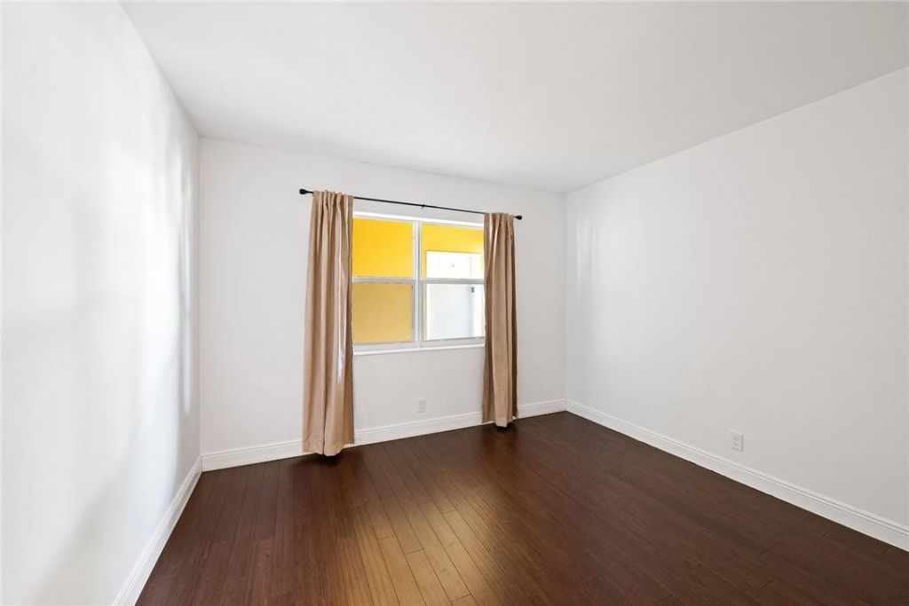 815 Middle River Drive, Unit 205, Fort Lauderdale, FL 33304 Photo