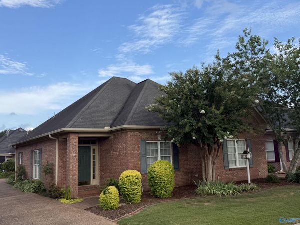 3704 Neches Court, Decatur, AL 35603