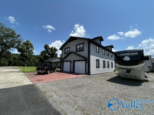 411 Longview Drive, Gadsden, AL 35901