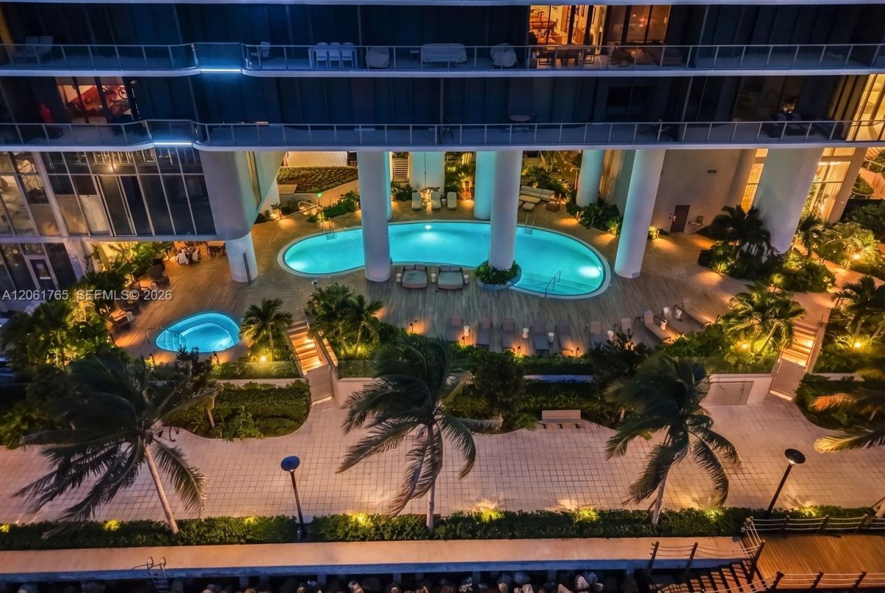 700 NE 24th St, Unit PH-5902, Miami, FL 33137 Photo