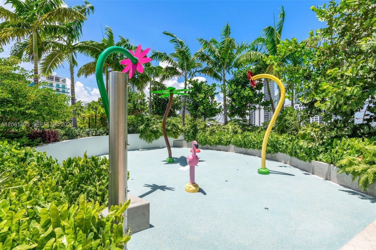 700 NE 24th St, Unit PH-5902, Miami, FL 33137 Photo