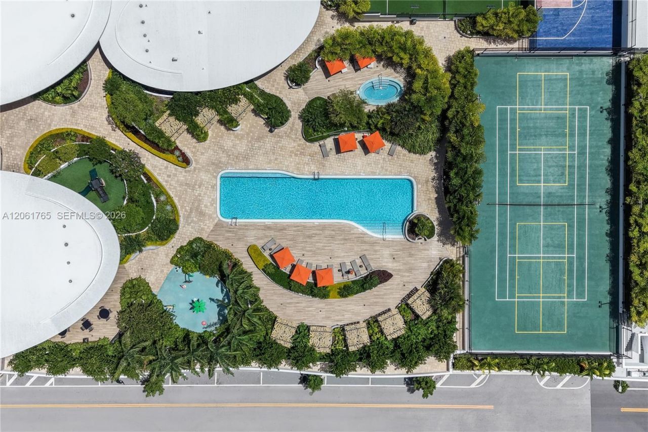 700 NE 24th St, Unit PH-5902, Miami, FL 33137 Photo
