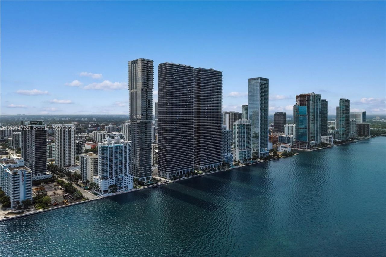 700 NE 24th St, Unit PH-5902, Miami, FL 33137 Photo