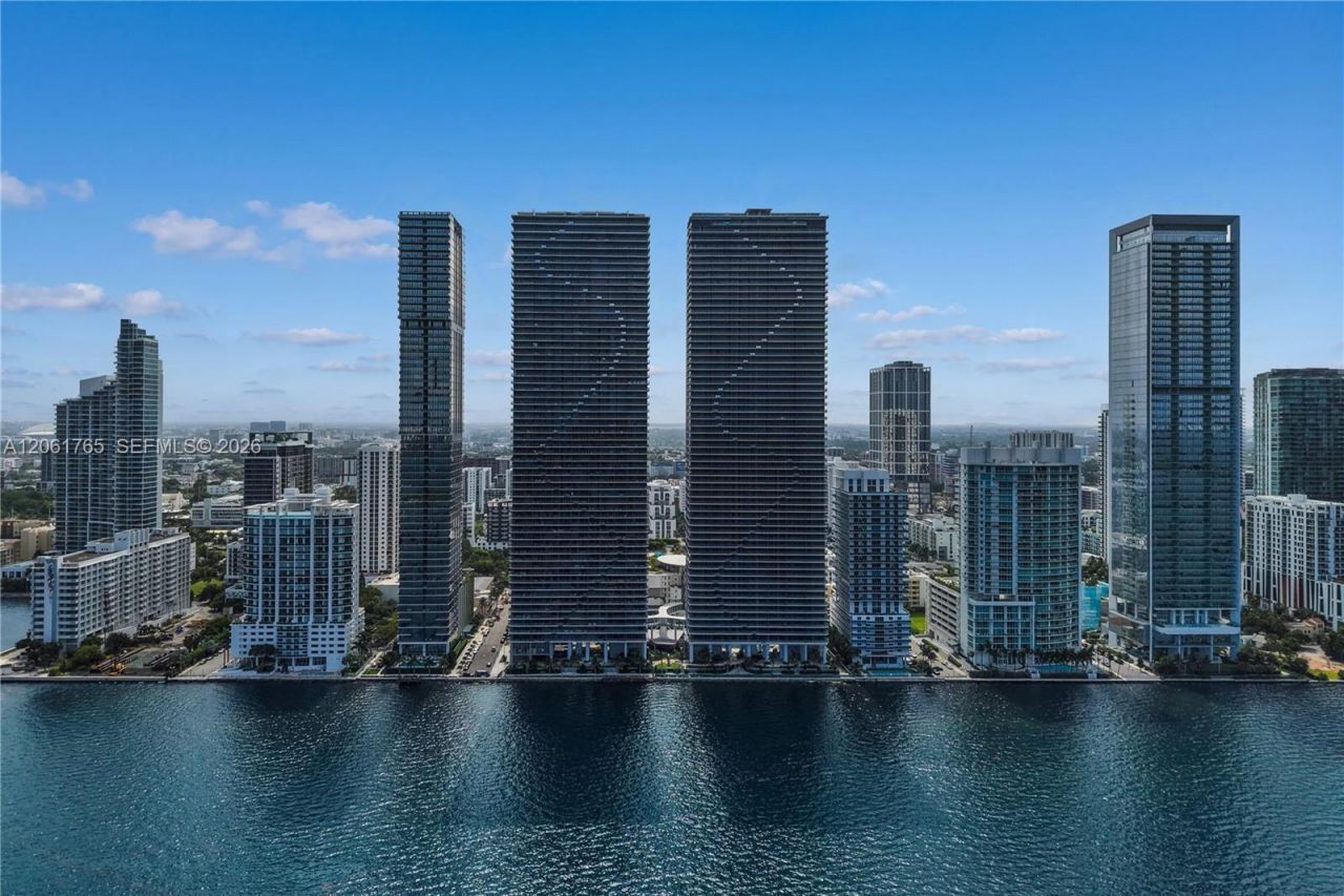 700 NE 24th St, Unit PH-5902, Miami, FL 33137 Photo