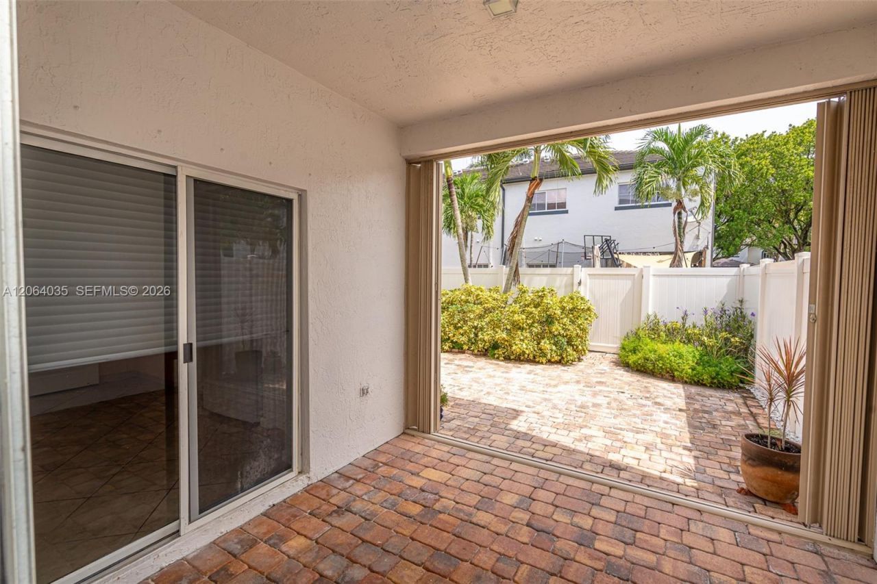 12901 SW 50th St , Miramar, FL 33027 Photo