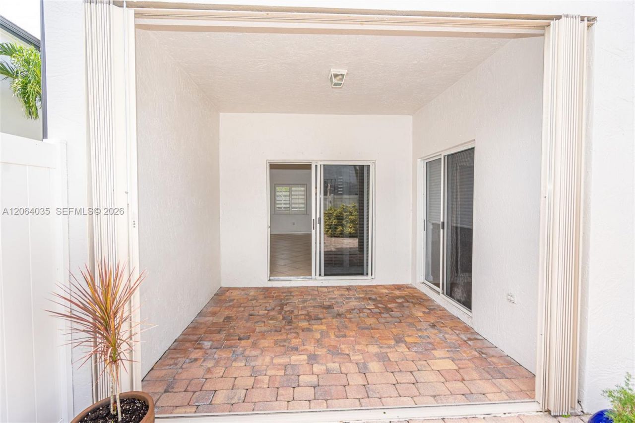 12901 SW 50th St , Miramar, FL 33027 Photo