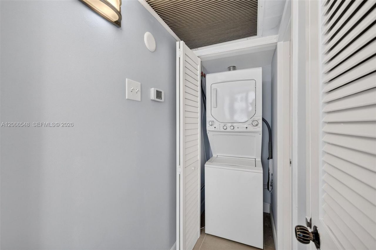 2030 S Ocean Dr, Unit 1218, Hallandale Beach, FL 33009 Photo