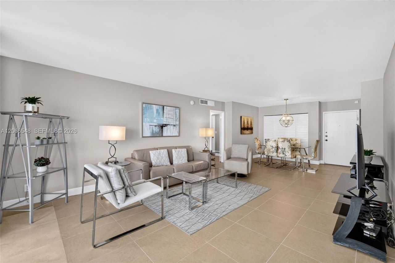 2030 S Ocean Dr, Unit 1218, Hallandale Beach, FL 33009 Photo