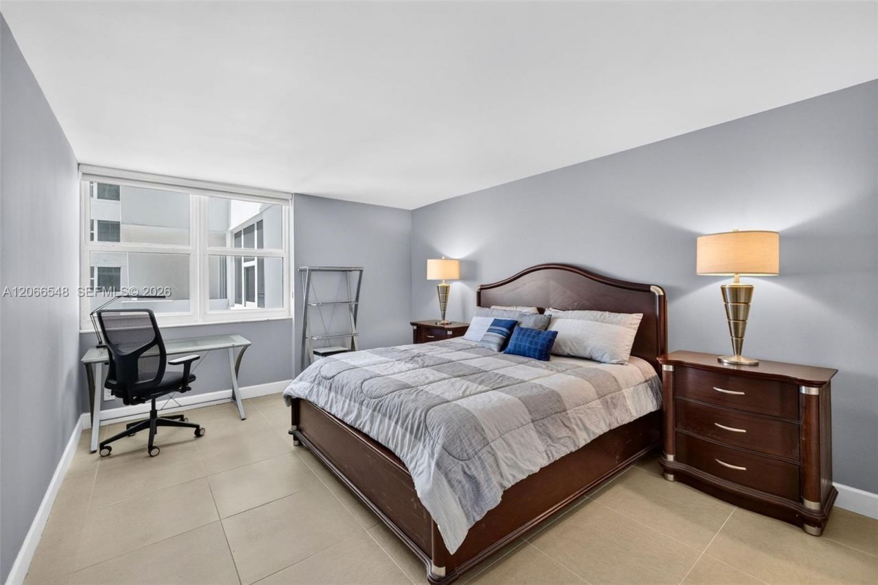 2030 S Ocean Dr, Unit 1218, Hallandale Beach, FL 33009 Photo