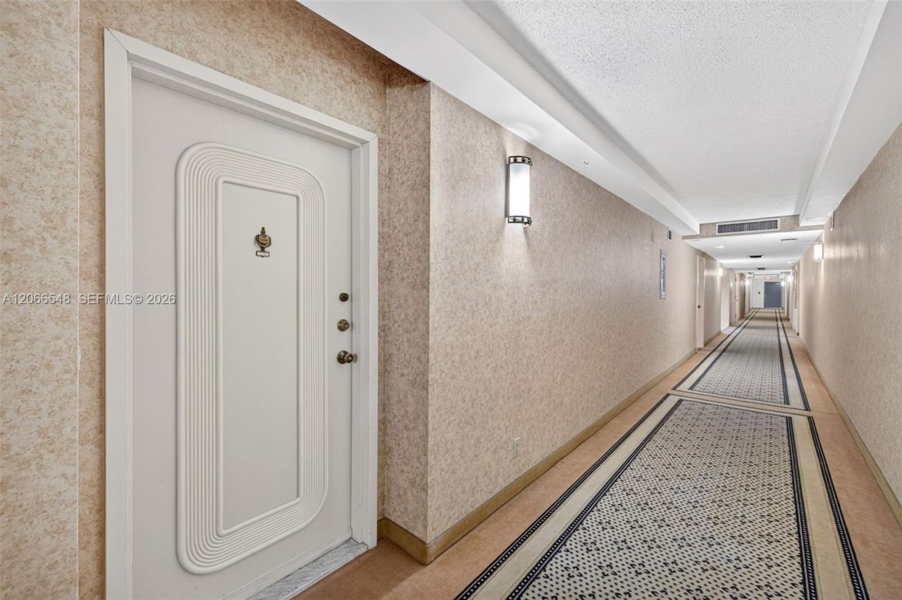 2030 S Ocean Dr, Unit 1218, Hallandale Beach, FL 33009 Photo