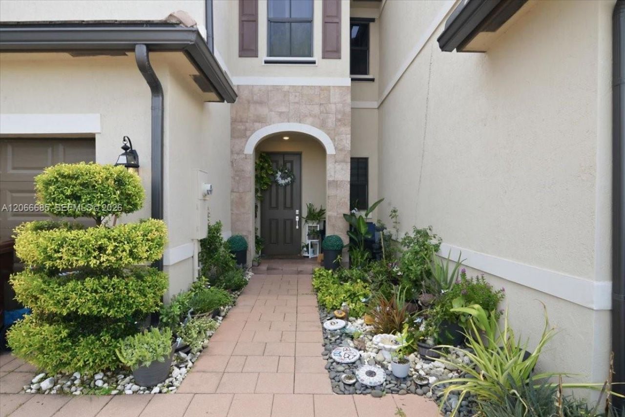 3378 W 112th St , Hialeah, FL 33018 Photo