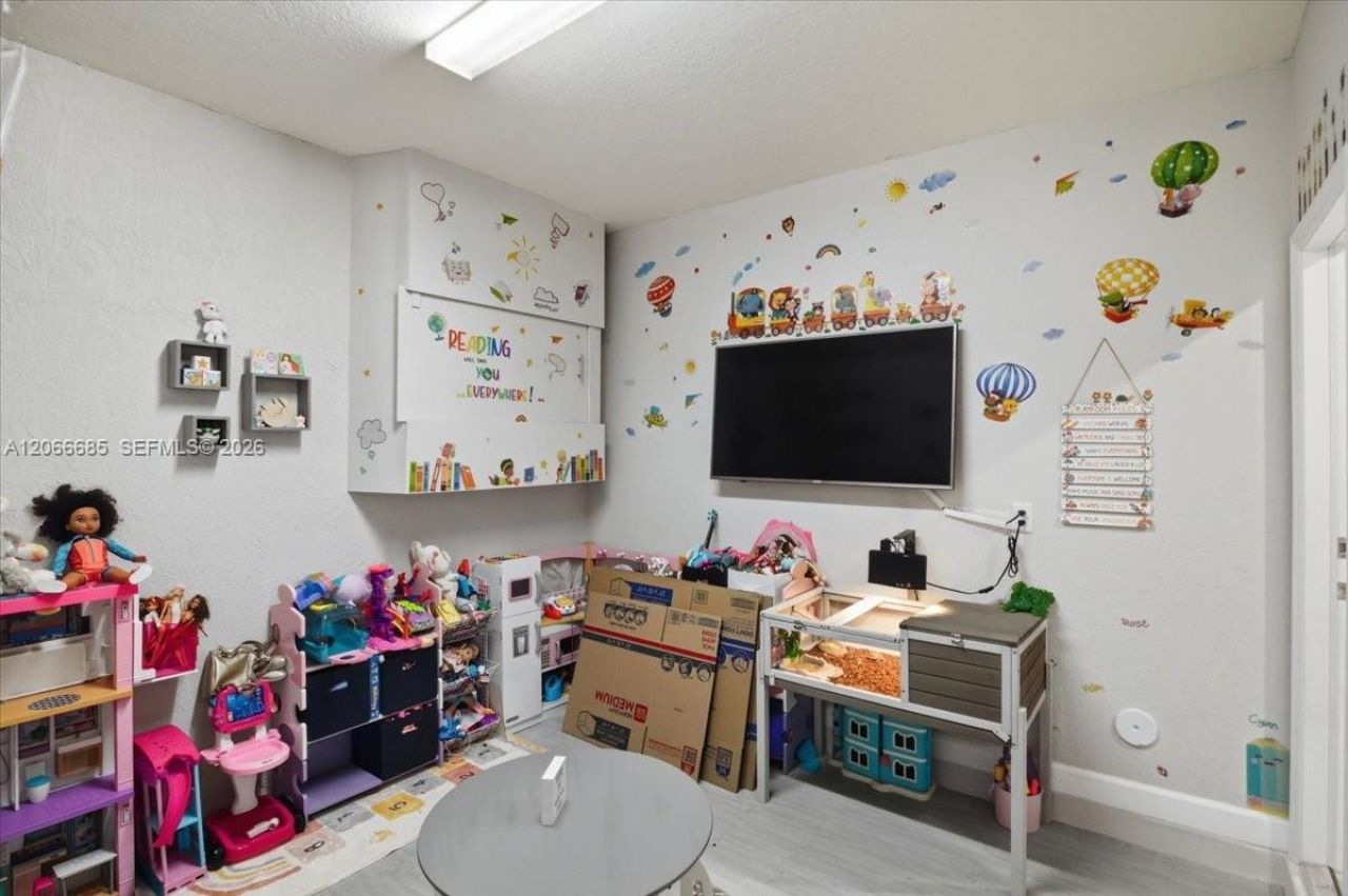 3378 W 112th St , Hialeah, FL 33018 Photo