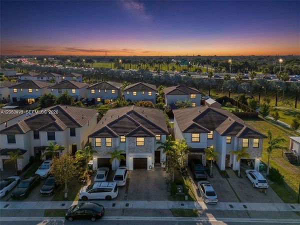 24900 SW 107th Ct , Homestead, FL 33032
