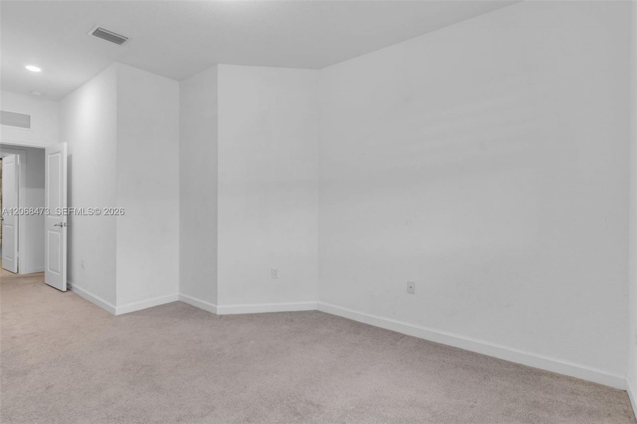 24900 SW 107th Ct , Homestead, FL 33032 Photo