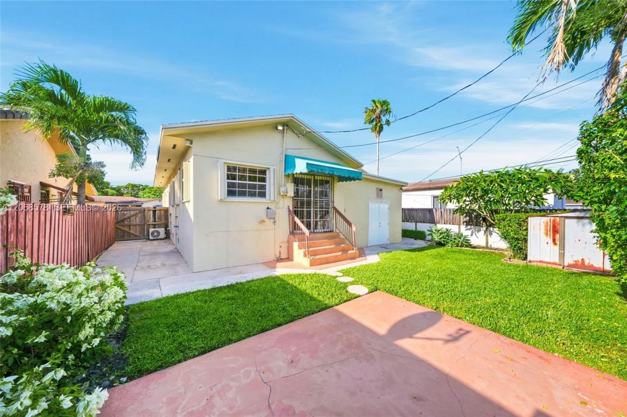 6710 SW 29th St, Miami, FL 33155 Photo