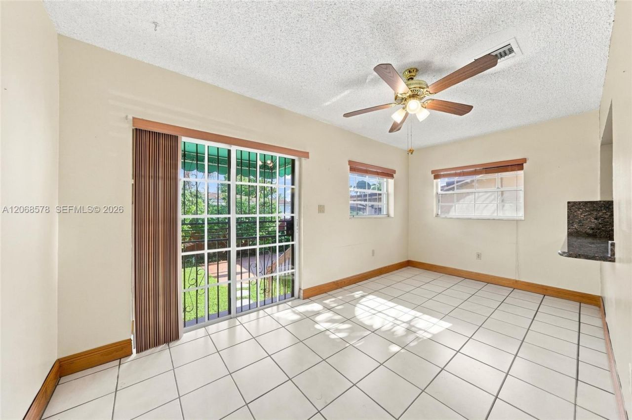 6710 SW 29th St, Miami, FL 33155 Photo