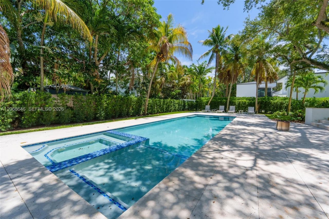 7277 SW 165th St , Palmetto Bay, FL 33157 Photo