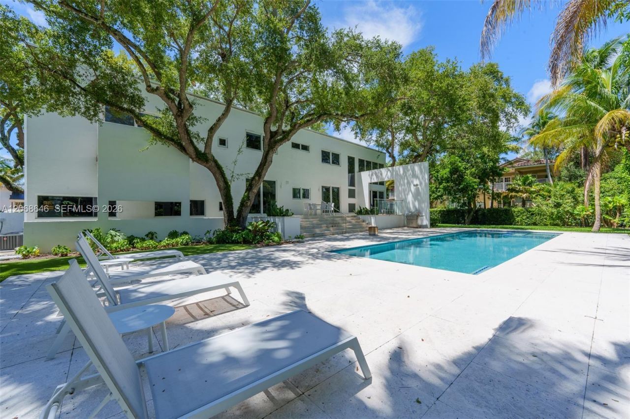 7277 SW 165th St , Palmetto Bay, FL 33157 Photo