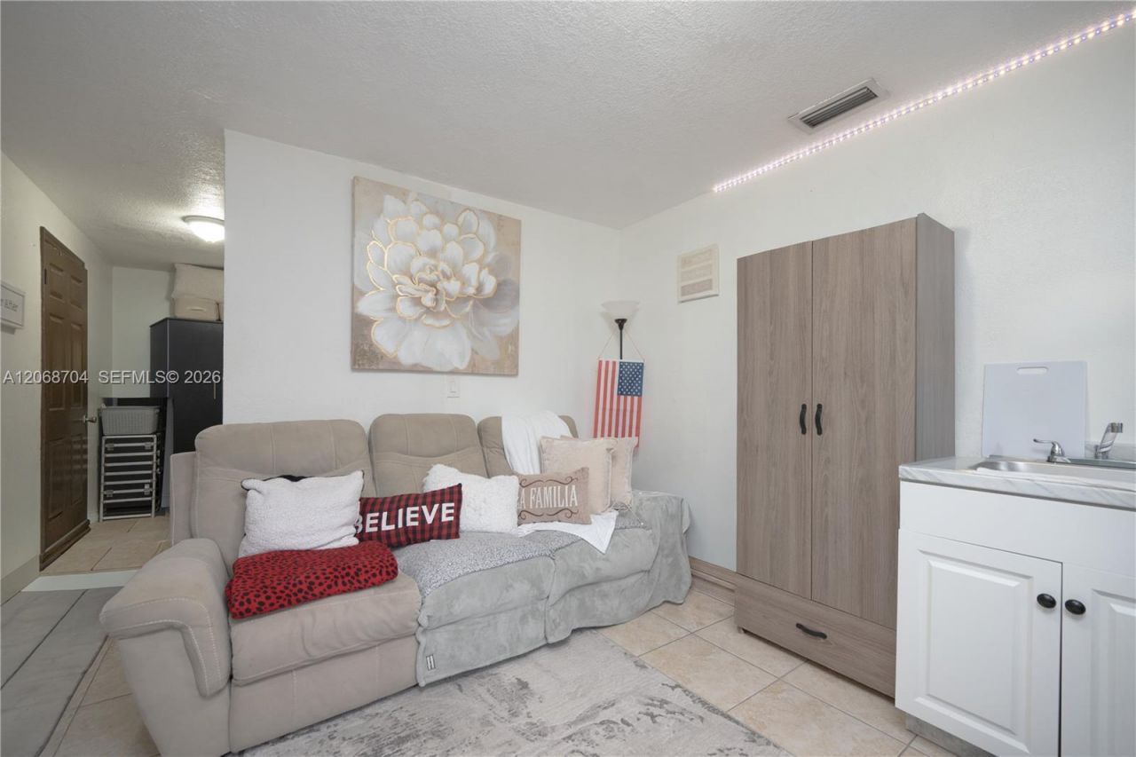 2920 SW 69th Ave, Miami, FL 33155 Photo