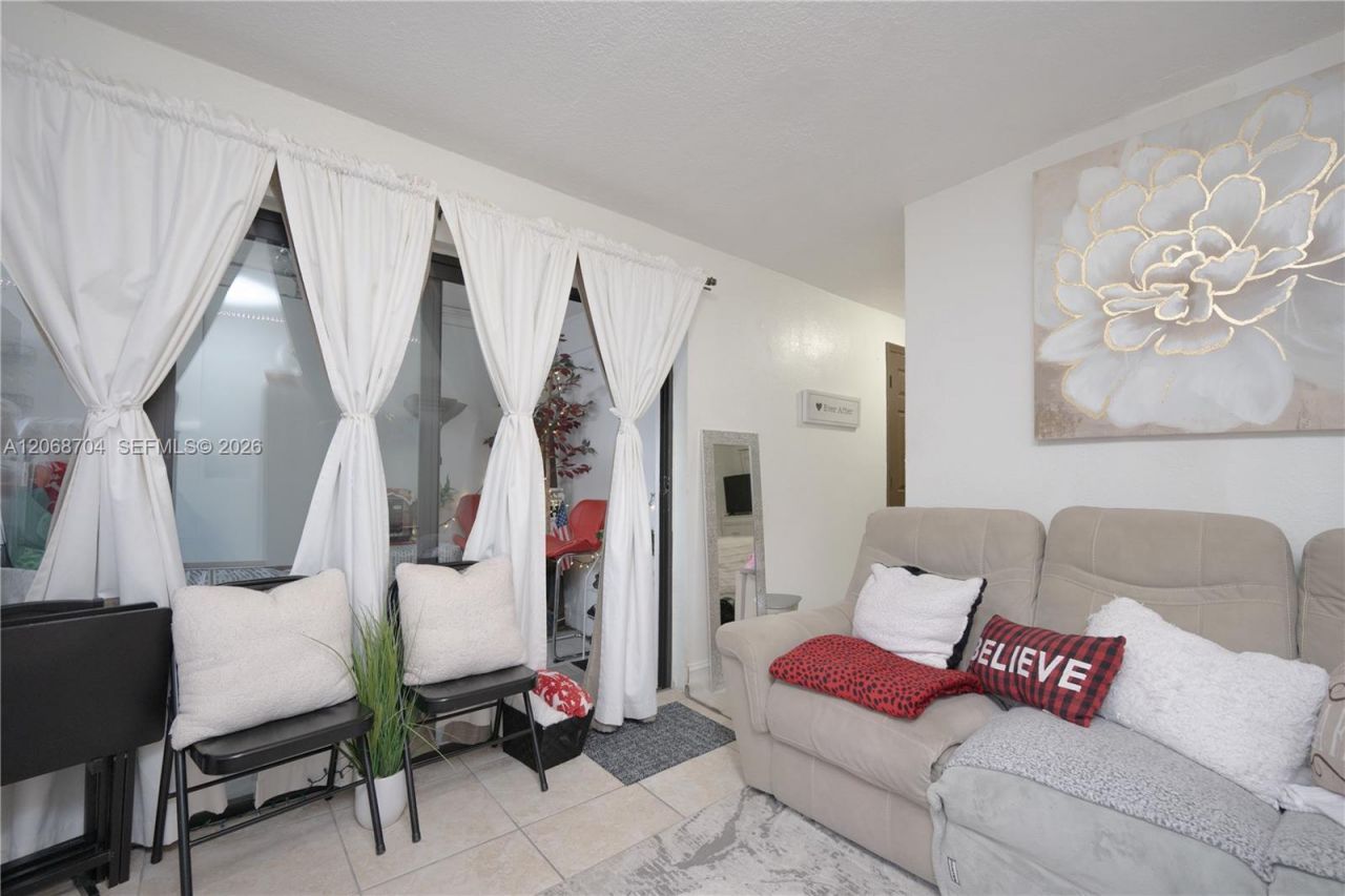 2920 SW 69th Ave, Miami, FL 33155 Photo