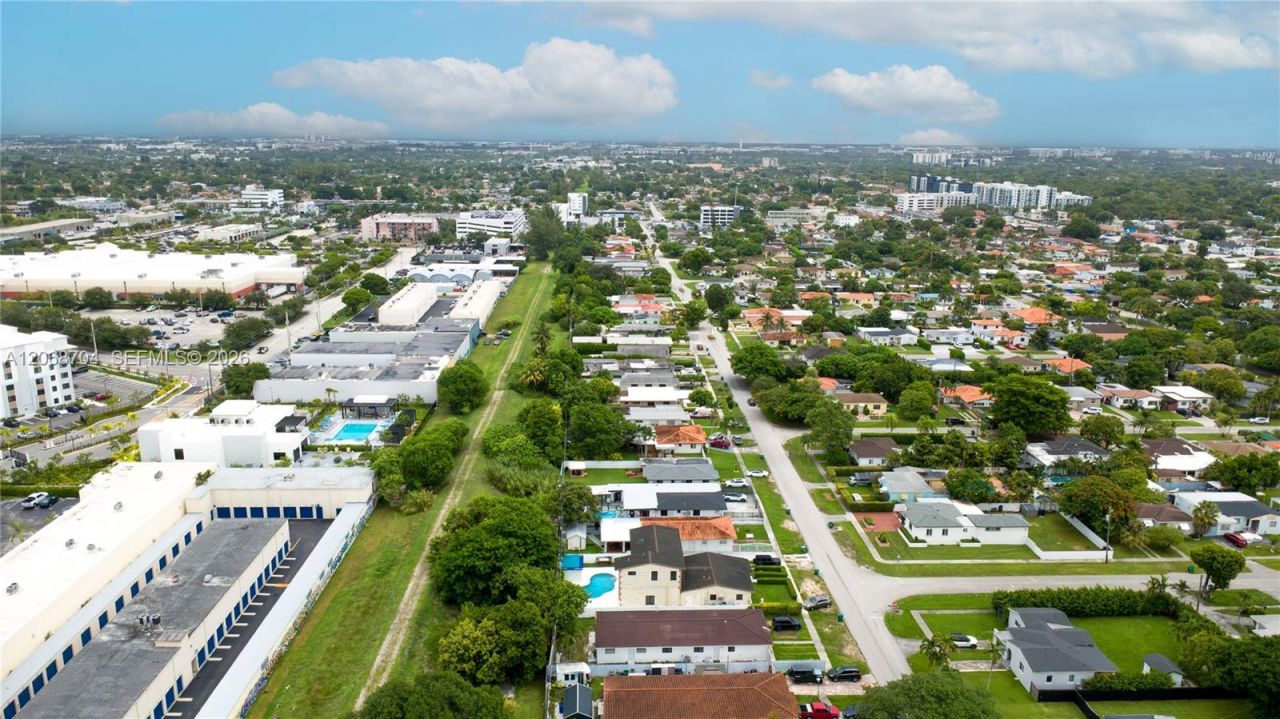 2920 SW 69th Ave, Miami, FL 33155 Photo