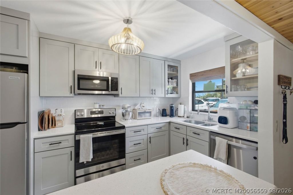 1300 Seaway Drive, Unit D1, Fort Pierce, FL 34949 Photo